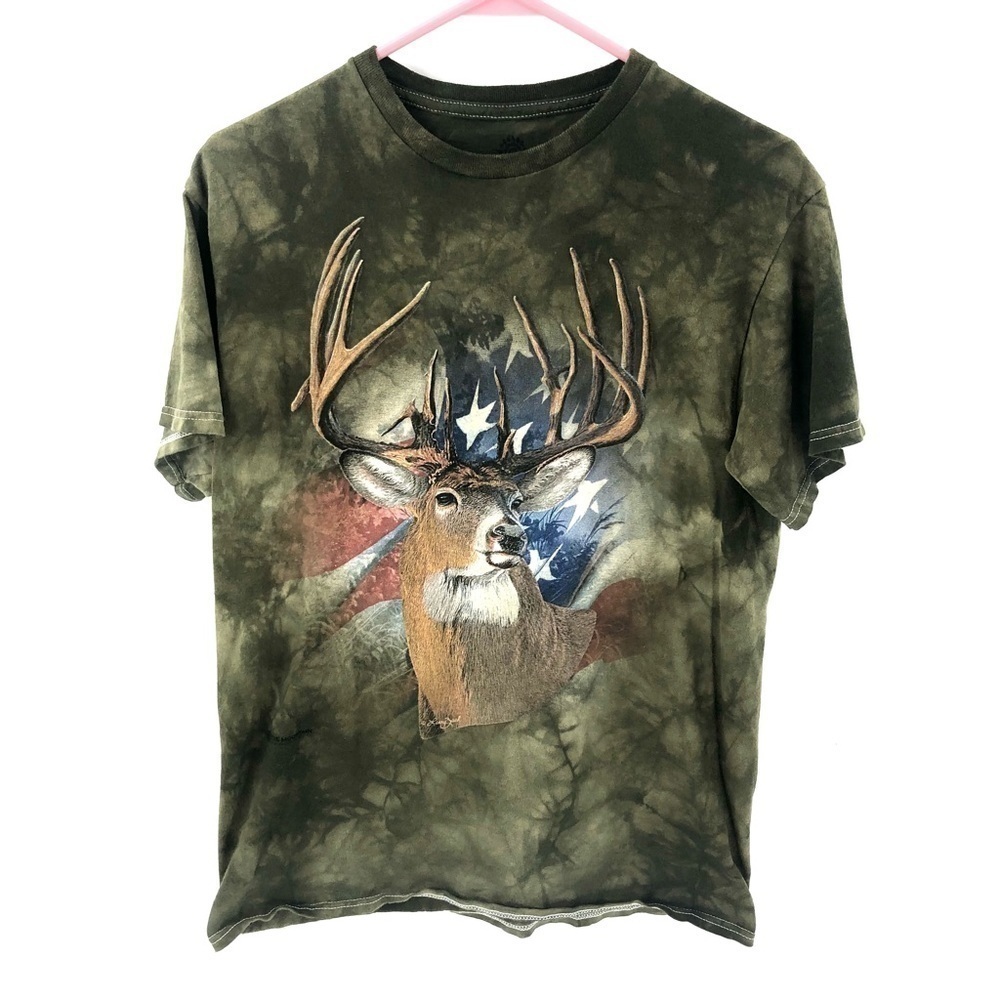 The Mountain Shirt Mens Medium Tie Dye Deer Buck American Flag Larry Zach Casual